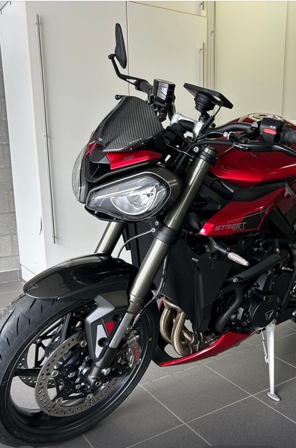 FlyScreen for Triumph Street Triple 765 RS/R - Carbon Fiber