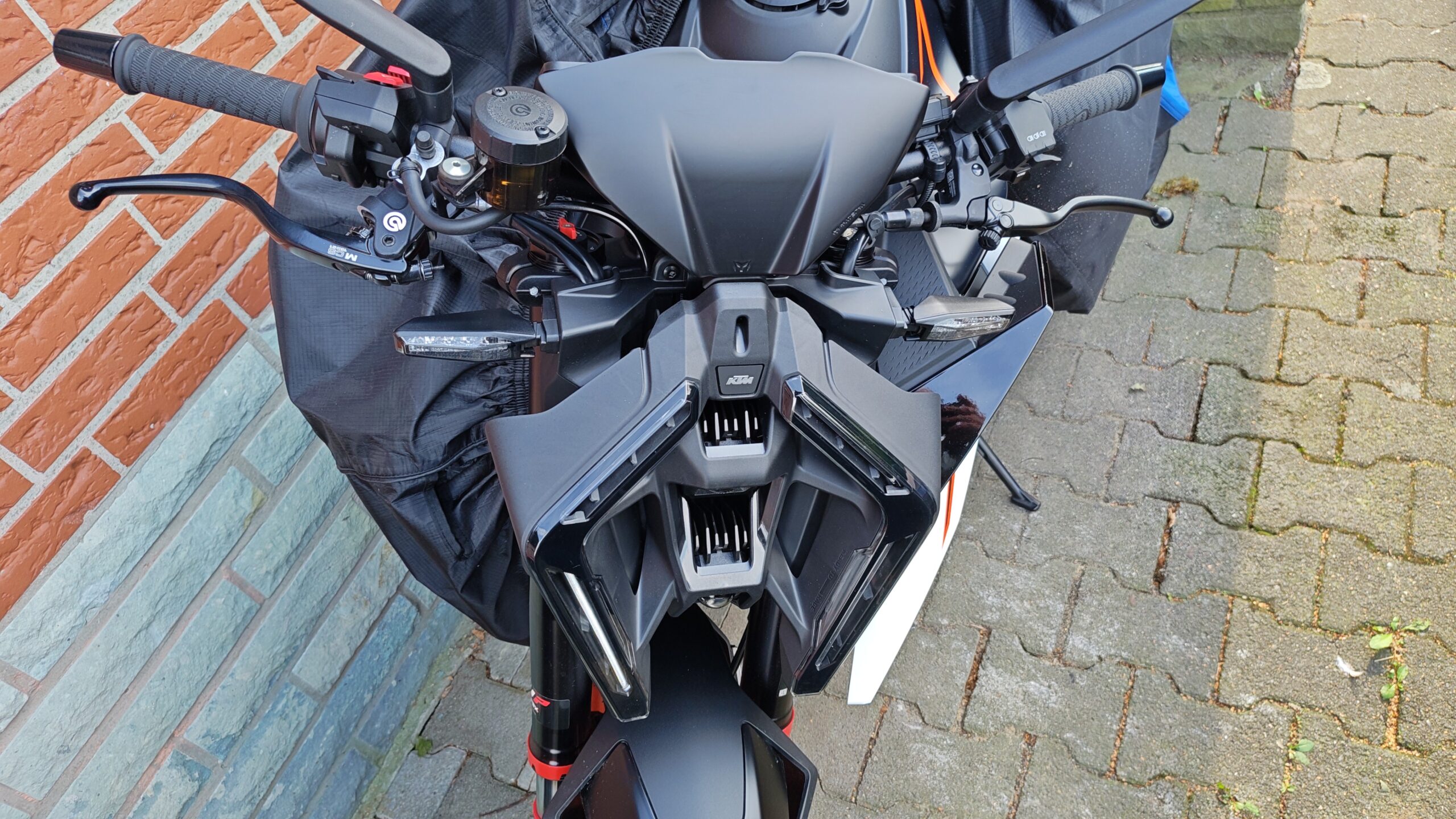 Dashboard Cover for Duke 990 R MY 26